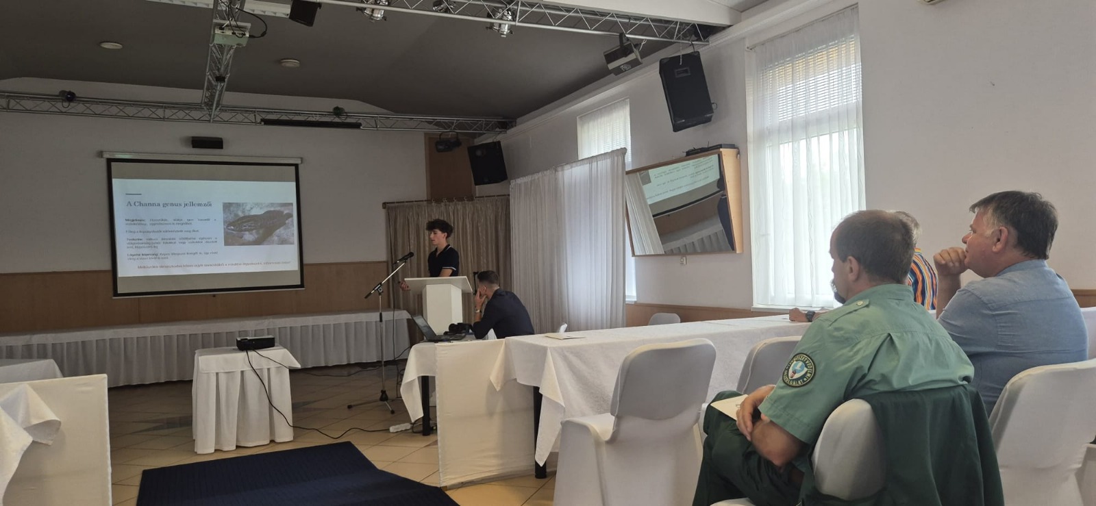 Conference presentation photo 6